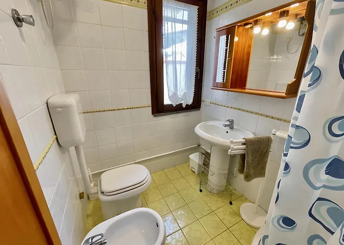 Maria * Marina di Campo